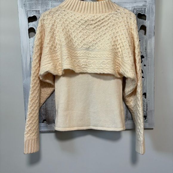 New ASTR THE LABEL Imani 2-Piece Cream Knit Cutout Sweater Size L - Picture 12 of 16